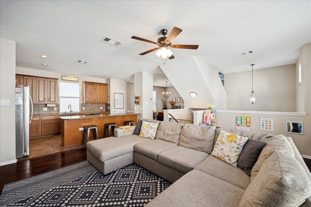 3332 Masters Point Drive, Houston, TX 77091