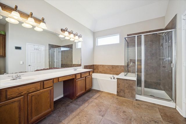 3332 Masters Point Drive, Houston, TX 77091