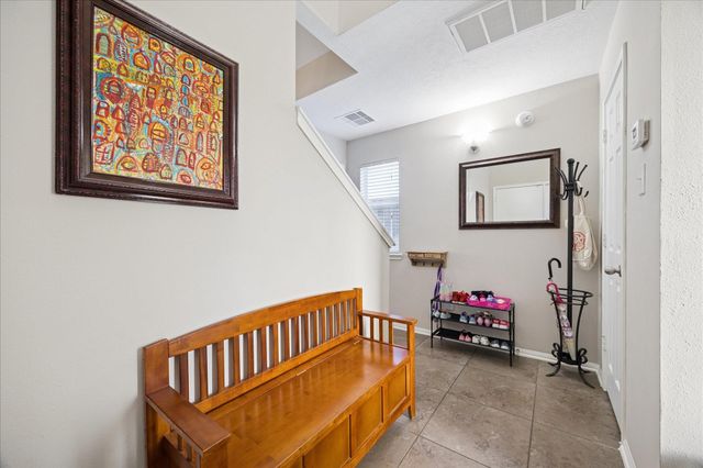 3332 Masters Point Drive, Houston, TX 77091