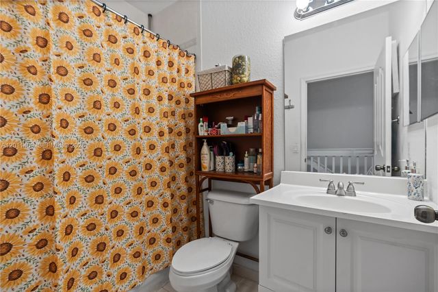 8430 SW 150th Avenue 2, Miami, FL 33193