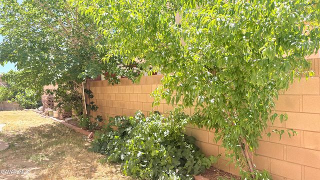 5824 Balmont Street, Lancaster, CA 93536