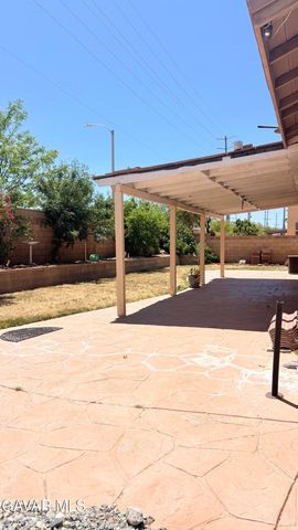 5824 Balmont Street, Lancaster, CA 93536