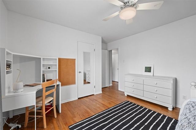 2046 Willow Leaf Drive, St Louis, MO 63131