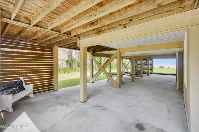 522 Sandy Point Drive, Beaufort, NC 28516