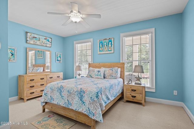 522 Sandy Point Drive, Beaufort, NC 28516