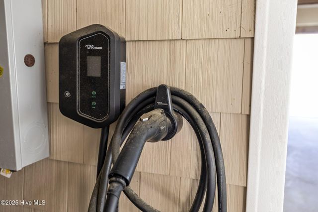 522 Sandy Point Drive, Beaufort, NC 28516