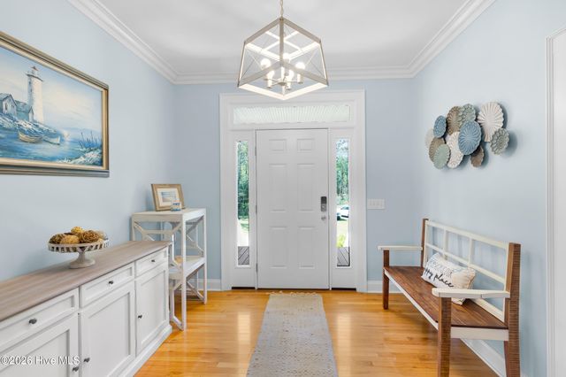 522 Sandy Point Drive, Beaufort, NC 28516