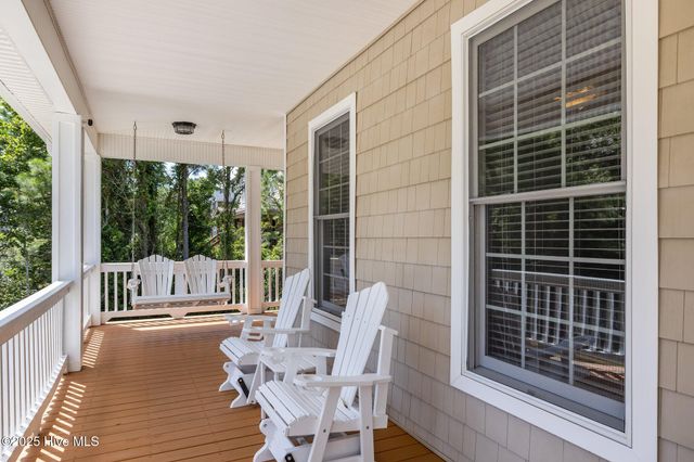 522 Sandy Point Drive, Beaufort, NC 28516