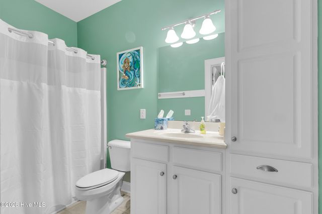 522 Sandy Point Drive, Beaufort, NC 28516