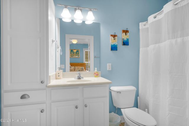 522 Sandy Point Drive, Beaufort, NC 28516