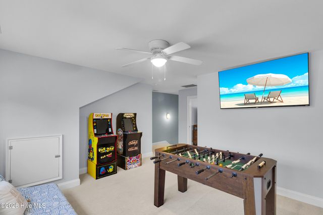 522 Sandy Point Drive, Beaufort, NC 28516