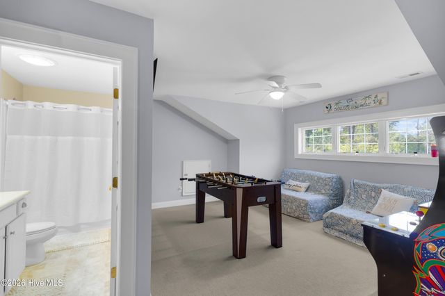 522 Sandy Point Drive, Beaufort, NC 28516