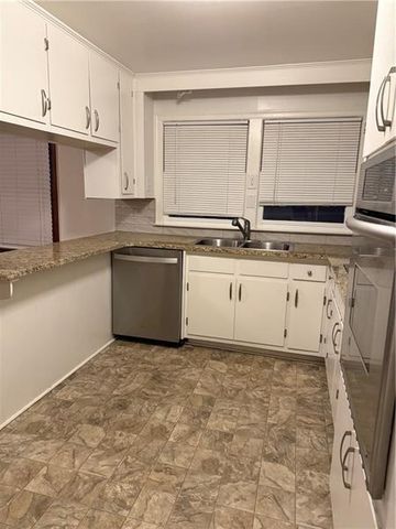 498 Ridge Avenue SW, Mableton, GA 30126