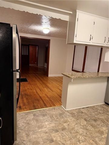 498 Ridge Avenue SW, Mableton, GA 30126