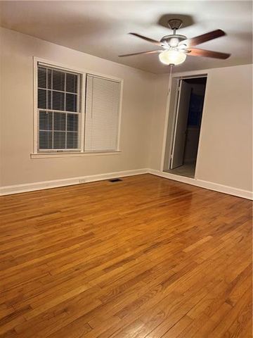 498 Ridge Avenue SW, Mableton, GA 30126