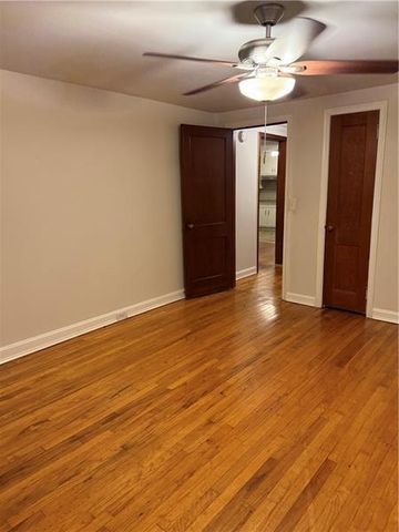498 Ridge Avenue SW, Mableton, GA 30126