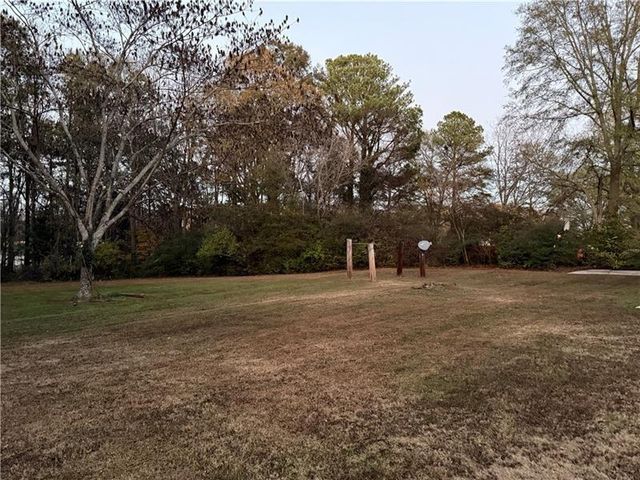 498 Ridge Avenue SW, Mableton, GA 30126