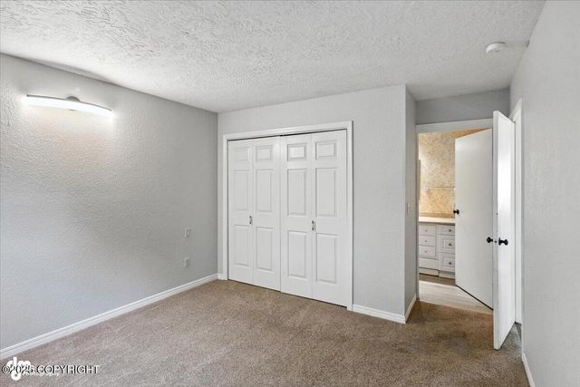 18723 N Lowrie Loop, Eagle River, AK 99577