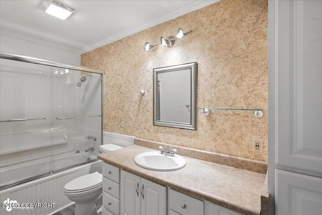 18723 N Lowrie Loop, Eagle River, AK 99577
