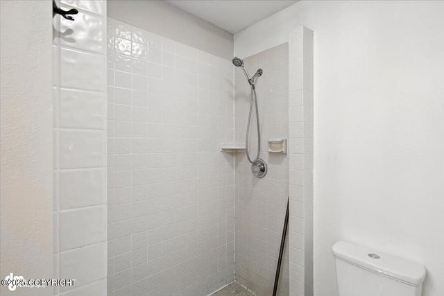 18723 N Lowrie Loop, Eagle River, AK 99577