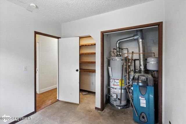 18723 N Lowrie Loop, Eagle River, AK 99577