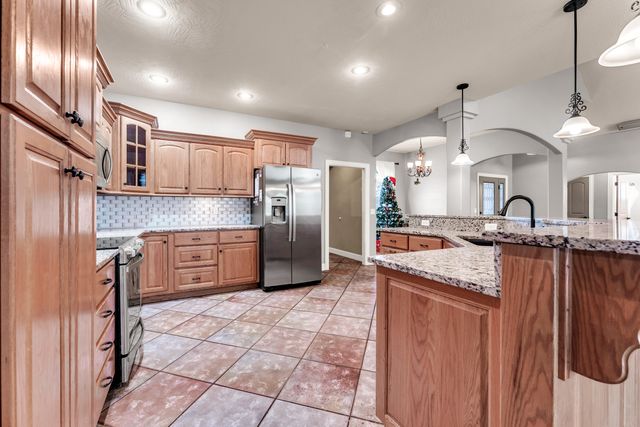 627 N Rockingham Avenue, Nixa, MO 65714