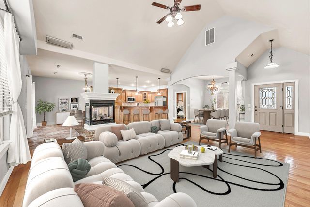 627 N Rockingham Avenue, Nixa, MO 65714