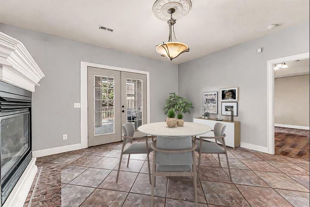 627 N Rockingham Avenue, Nixa, MO 65714