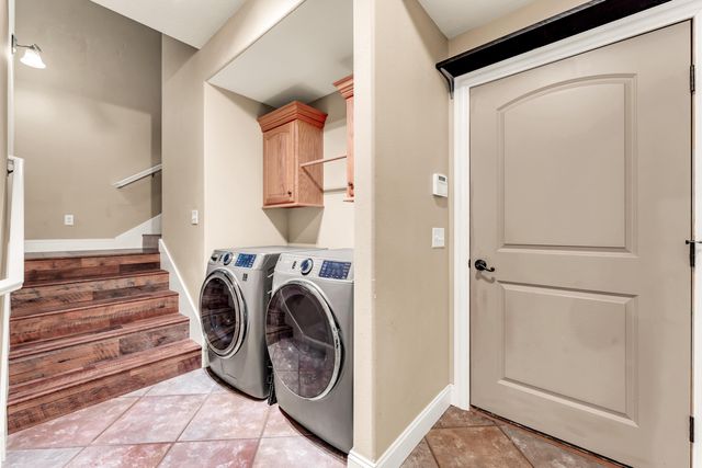 627 N Rockingham Avenue, Nixa, MO 65714