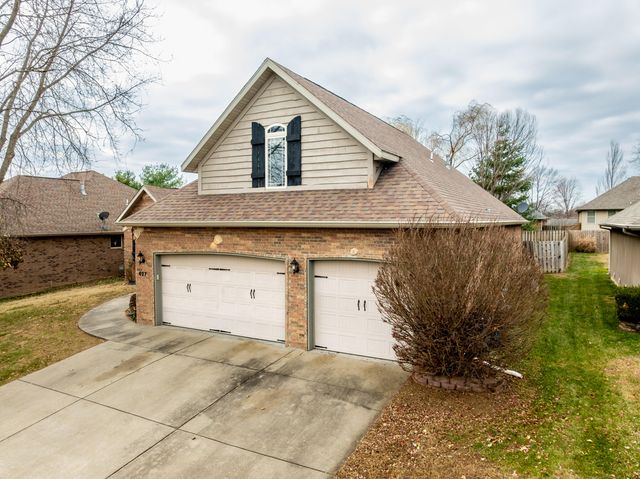 627 N Rockingham Avenue, Nixa, MO 65714