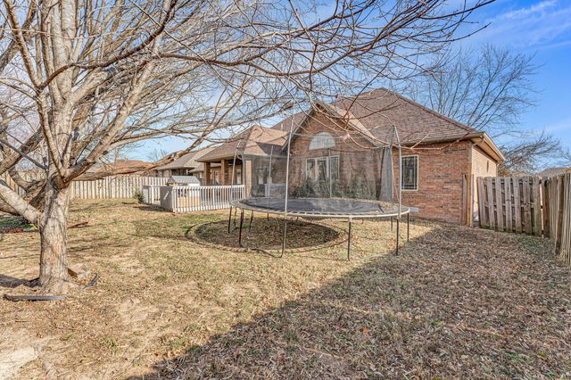 627 N Rockingham Avenue, Nixa, MO 65714