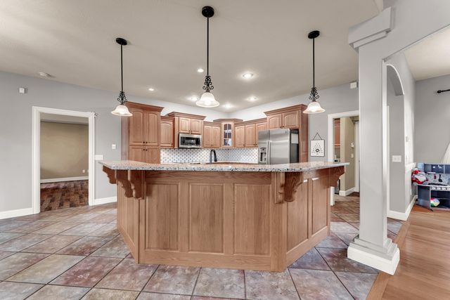 627 N Rockingham Avenue, Nixa, MO 65714