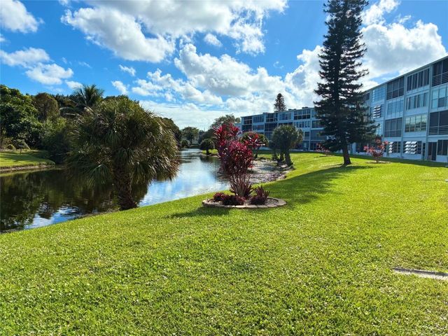 1001 Newport G 1001, Deerfield Beach, FL 33442