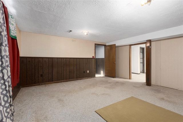 16008 NE 176th Street, Holt, MO 64048