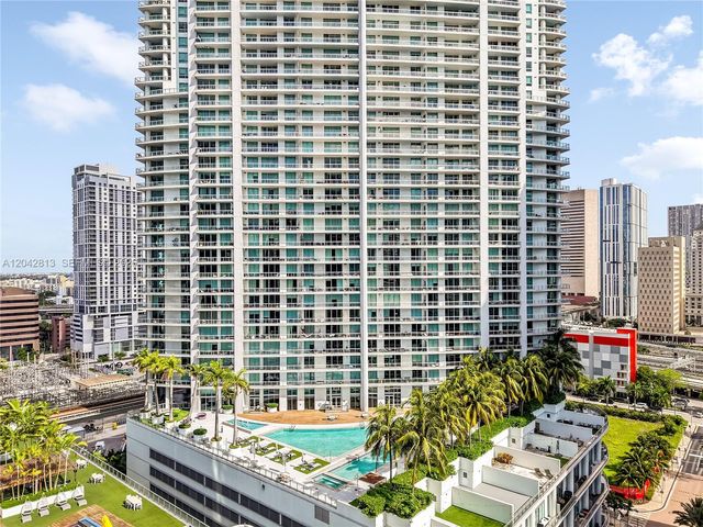 90 SW 3rd St 3003, Miami, FL 33130