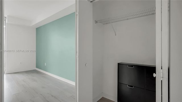 90 SW 3rd St 3003, Miami, FL 33130