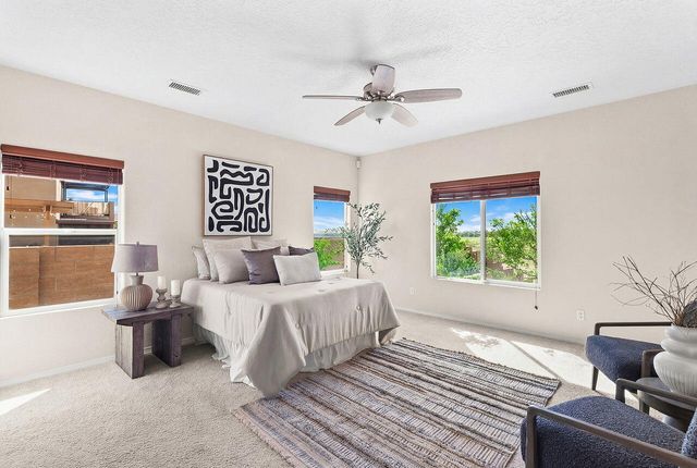 6530 Shiprock Drive NE, Rio Rancho, NM 87144