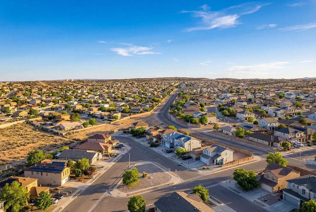 6530 Shiprock Drive NE, Rio Rancho, NM 87144