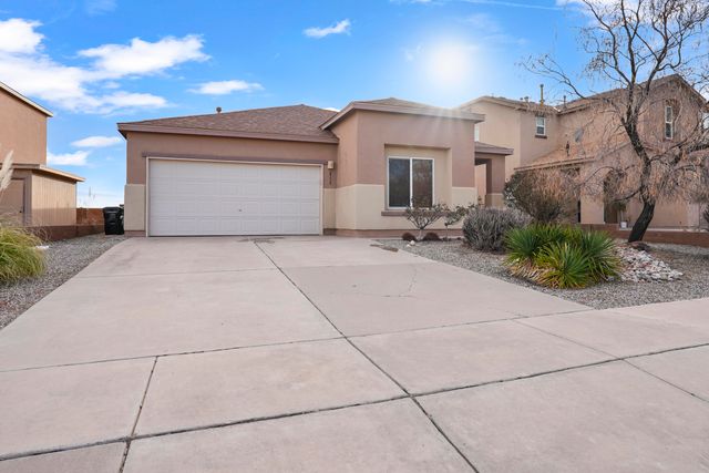 6530 Shiprock Drive NE, Rio Rancho, NM 87144