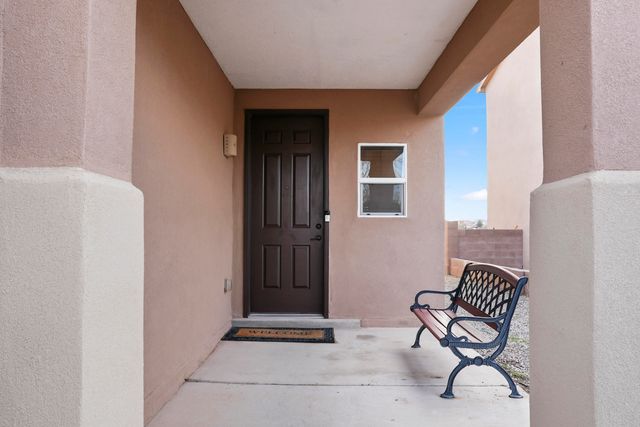 6530 Shiprock Drive NE, Rio Rancho, NM 87144