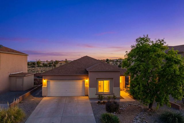 6530 Shiprock Drive NE, Rio Rancho, NM 87144