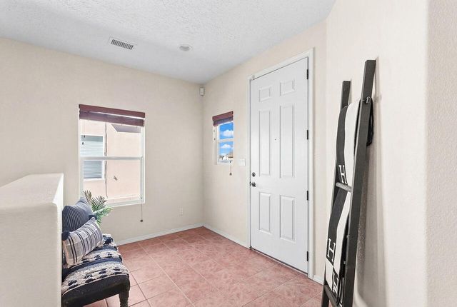 6530 Shiprock Drive NE, Rio Rancho, NM 87144