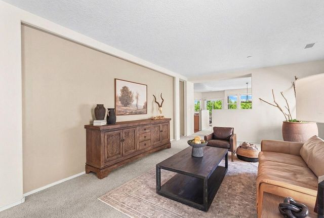 6530 Shiprock Drive NE, Rio Rancho, NM 87144