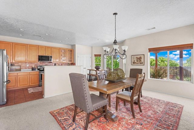 6530 Shiprock Drive NE, Rio Rancho, NM 87144