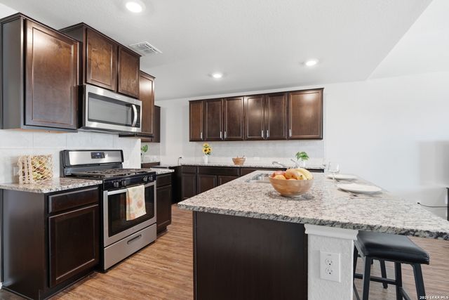 8202 Lazy Brook, San Antonio, TX 78244