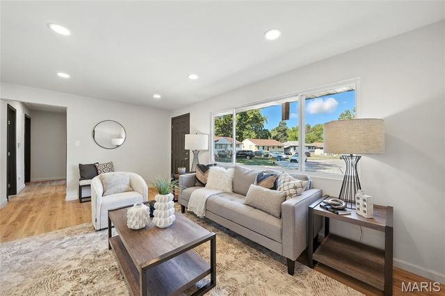 4254 Stambaugh Court, St Louis, MO 63134