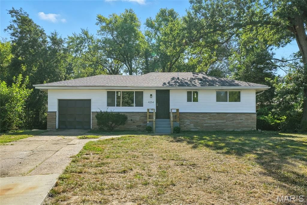 4254 Stambaugh Court, St Louis, MO 63134