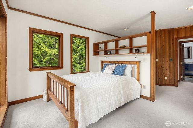 21833 103rd Avenue SW, Vashon, WA 98070