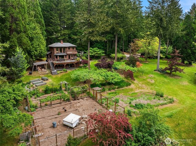 21833 103rd Avenue SW, Vashon, WA 98070