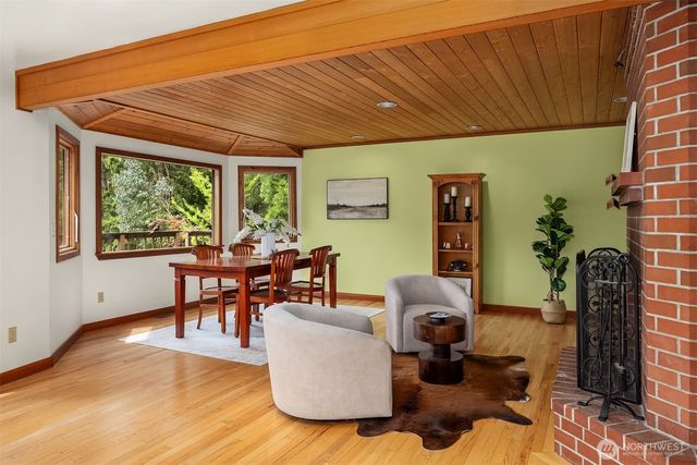21833 103rd Avenue SW, Vashon, WA 98070